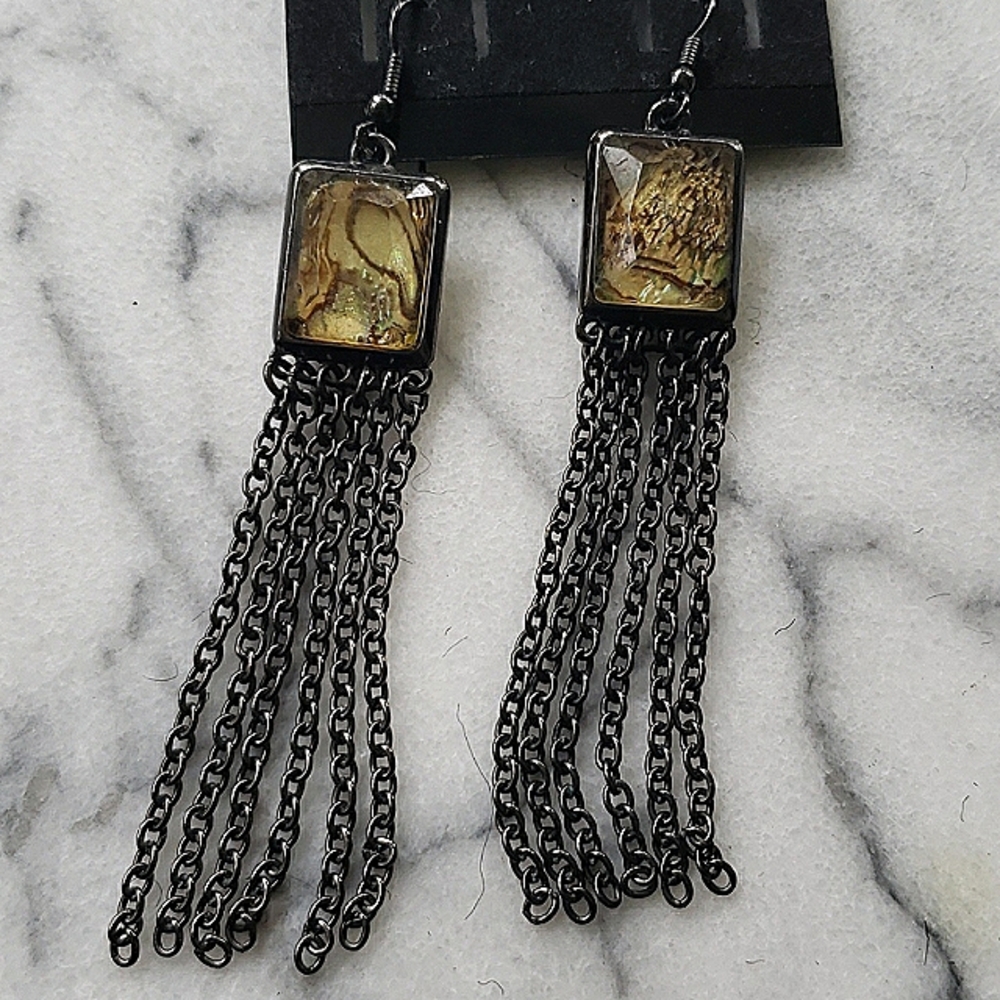 S🌷LE! 3/$10.  Art Deco Earrings
